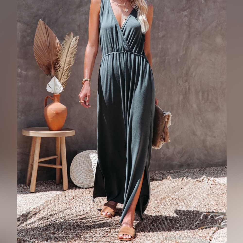 Vici olive green maxi dress- XS- like new